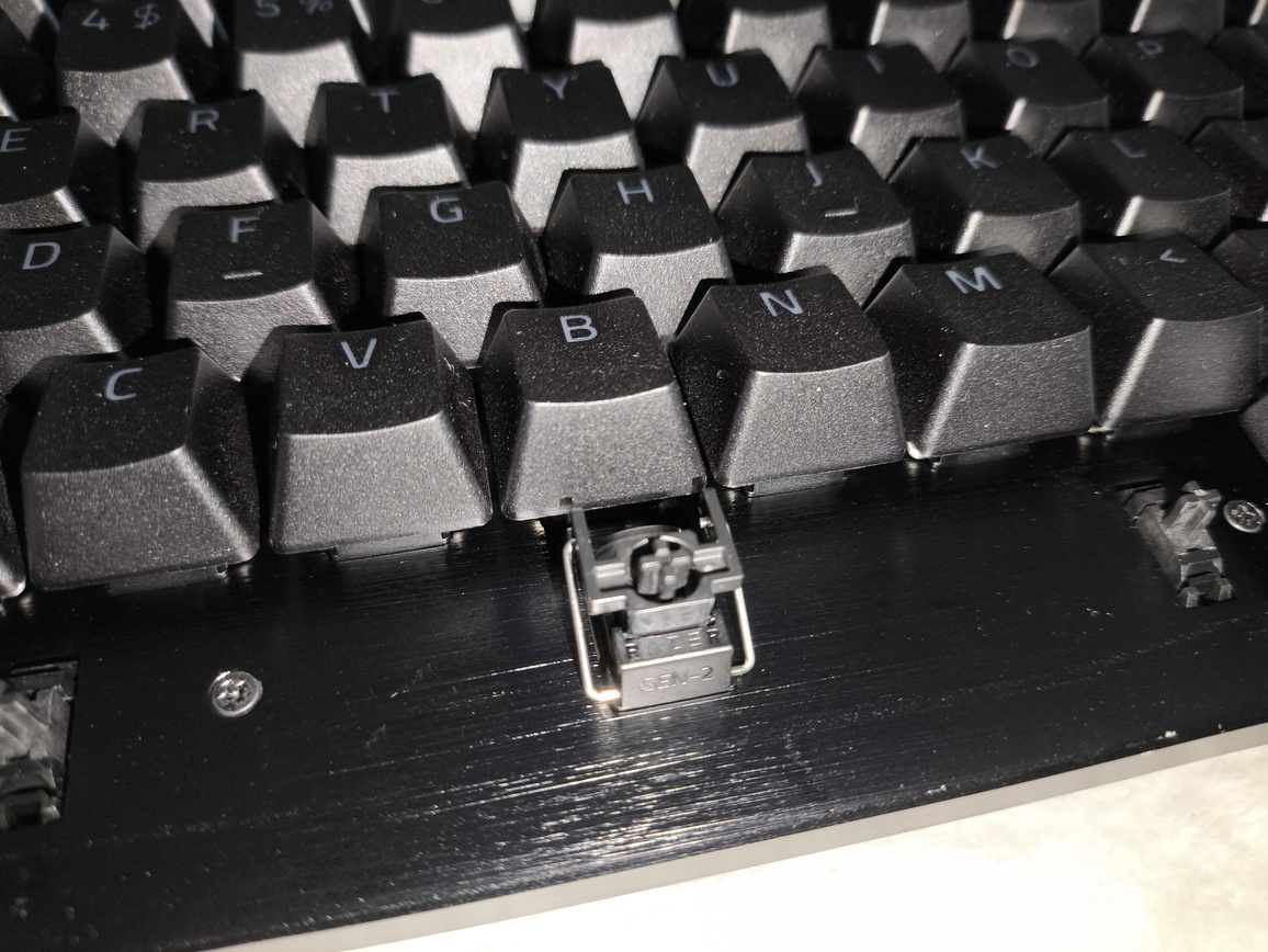 Razer Huntsman V3 Pro 8KHz - test. Szybka, responsywna klawiatura gamingowa