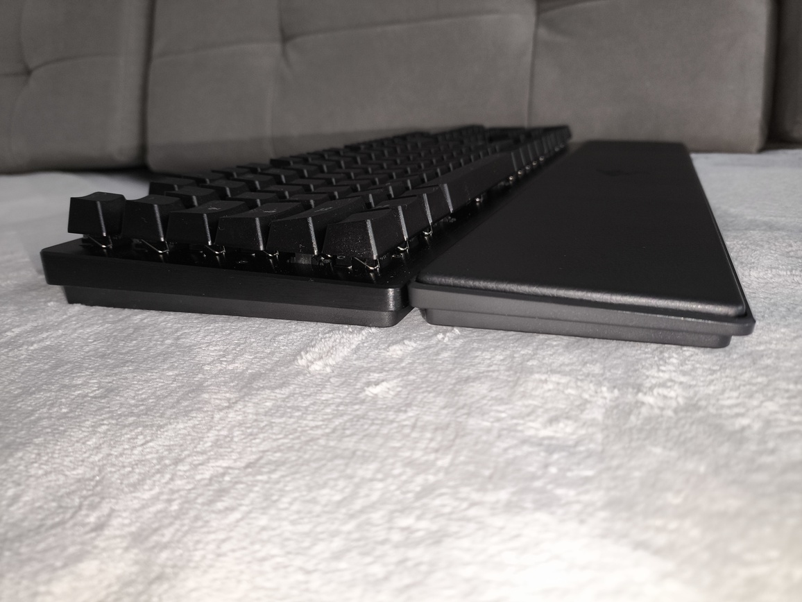 Razer Huntsman V3 Pro 8KHz - test. Szybka, responsywna klawiatura gamingowa