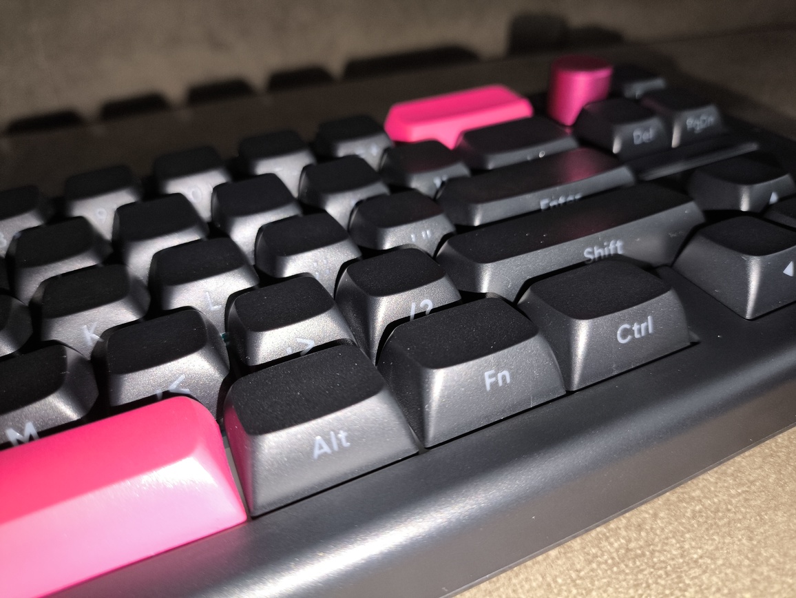 Nubi NK68 Pro Wireless Black - test klawiatury