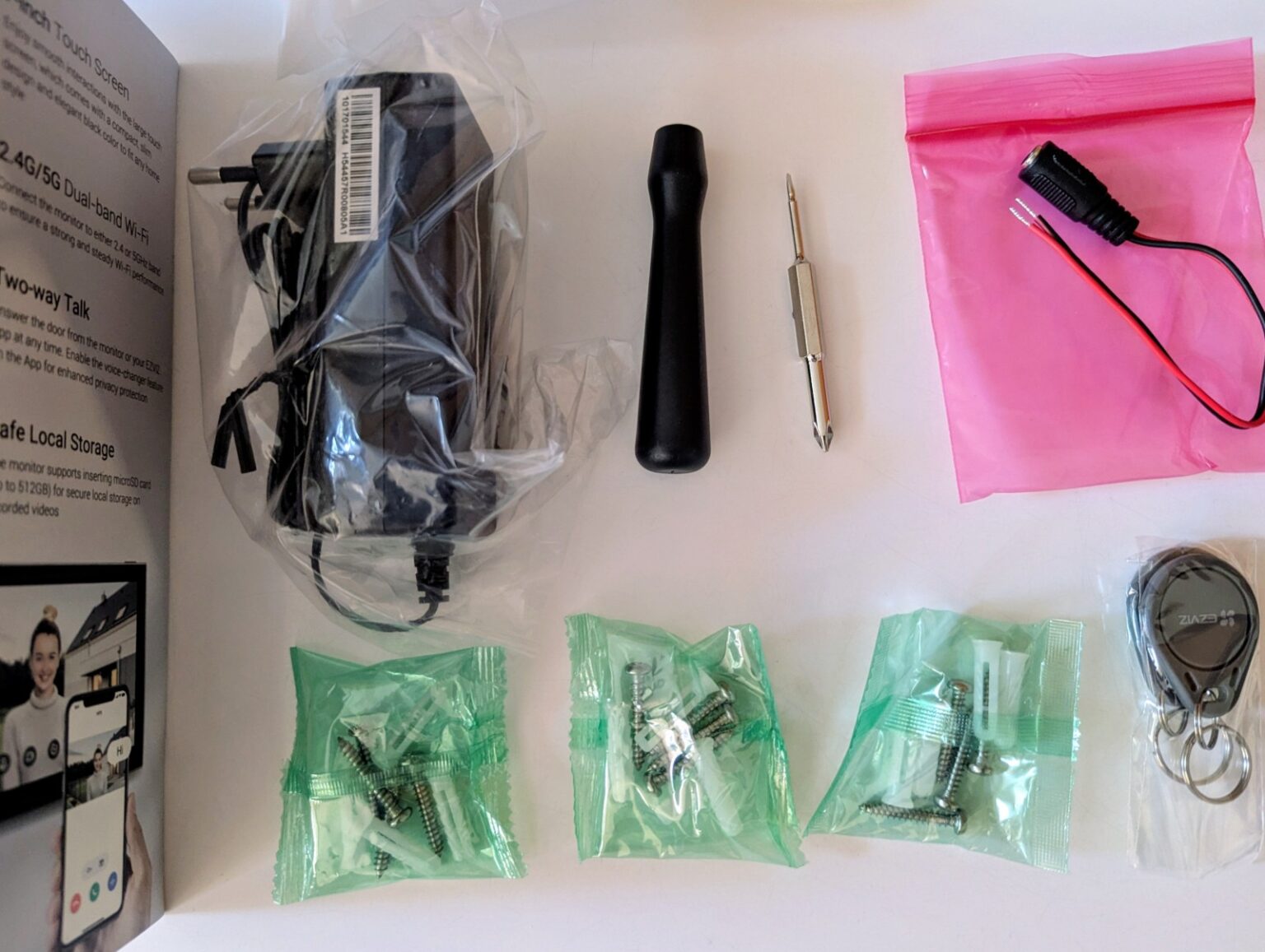 Uniwersalny wideodomofon z dodatkowymi funkcjami - Recenzja EZVIZ HP5