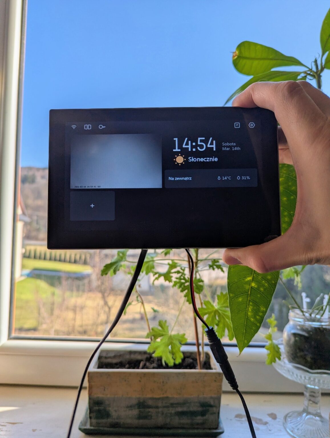 Uniwersalny wideodomofon z dodatkowymi funkcjami - Recenzja EZVIZ HP5