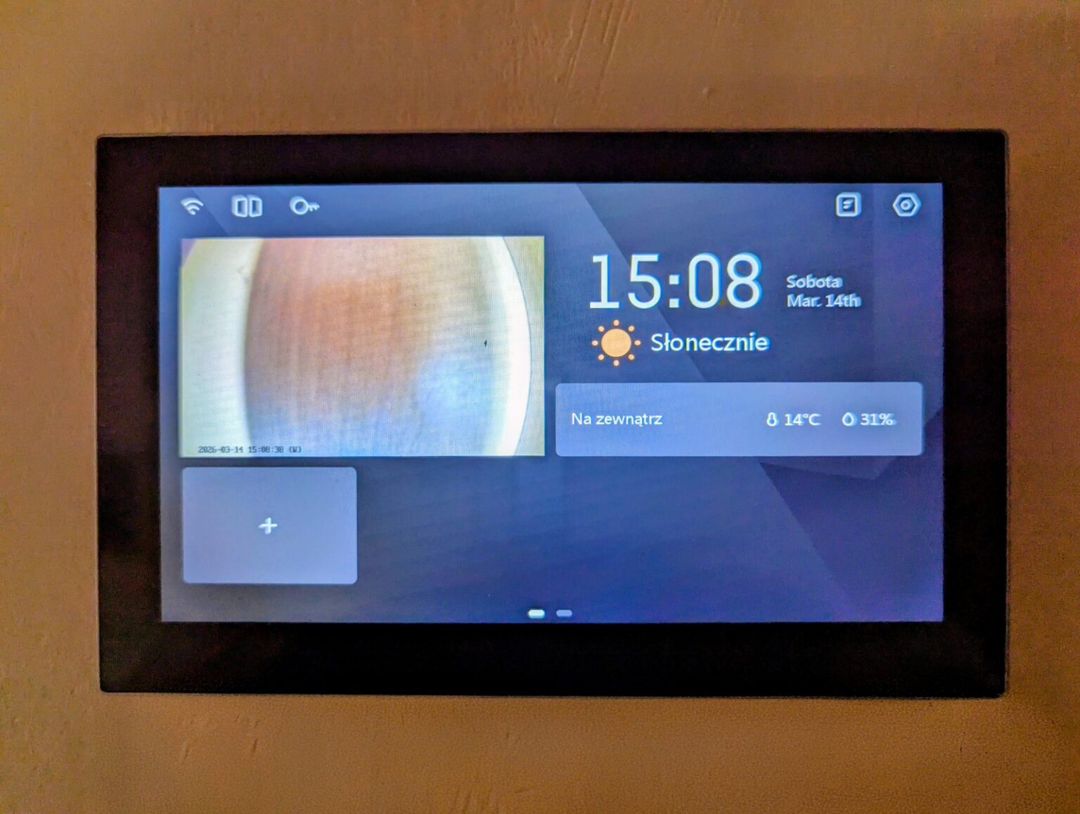 Uniwersalny wideodomofon z dodatkowymi funkcjami - Recenzja EZVIZ HP5