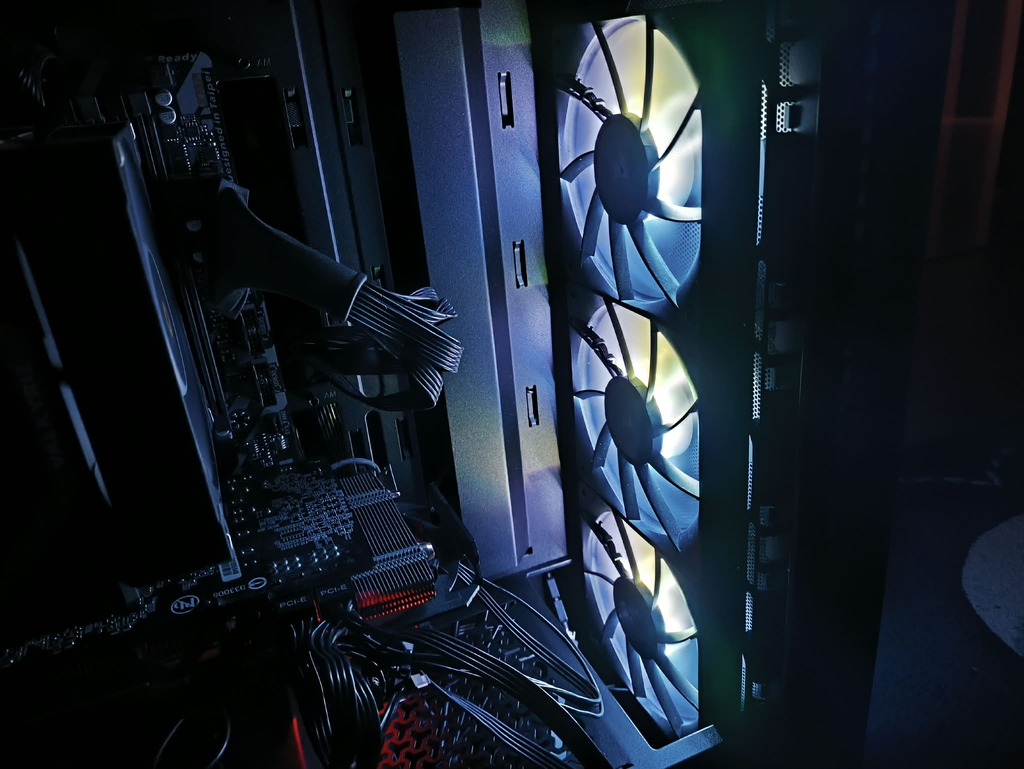 Corsair Frame 3200D RS ARGB Black - premierowy test obudowy