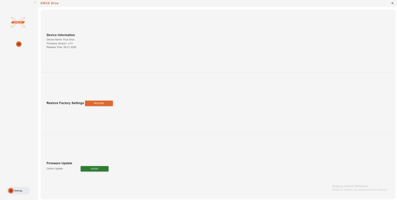 Krux Drox - premierowy test. Fajna retro-klawiatura 65% wyposażona w ekran LCD