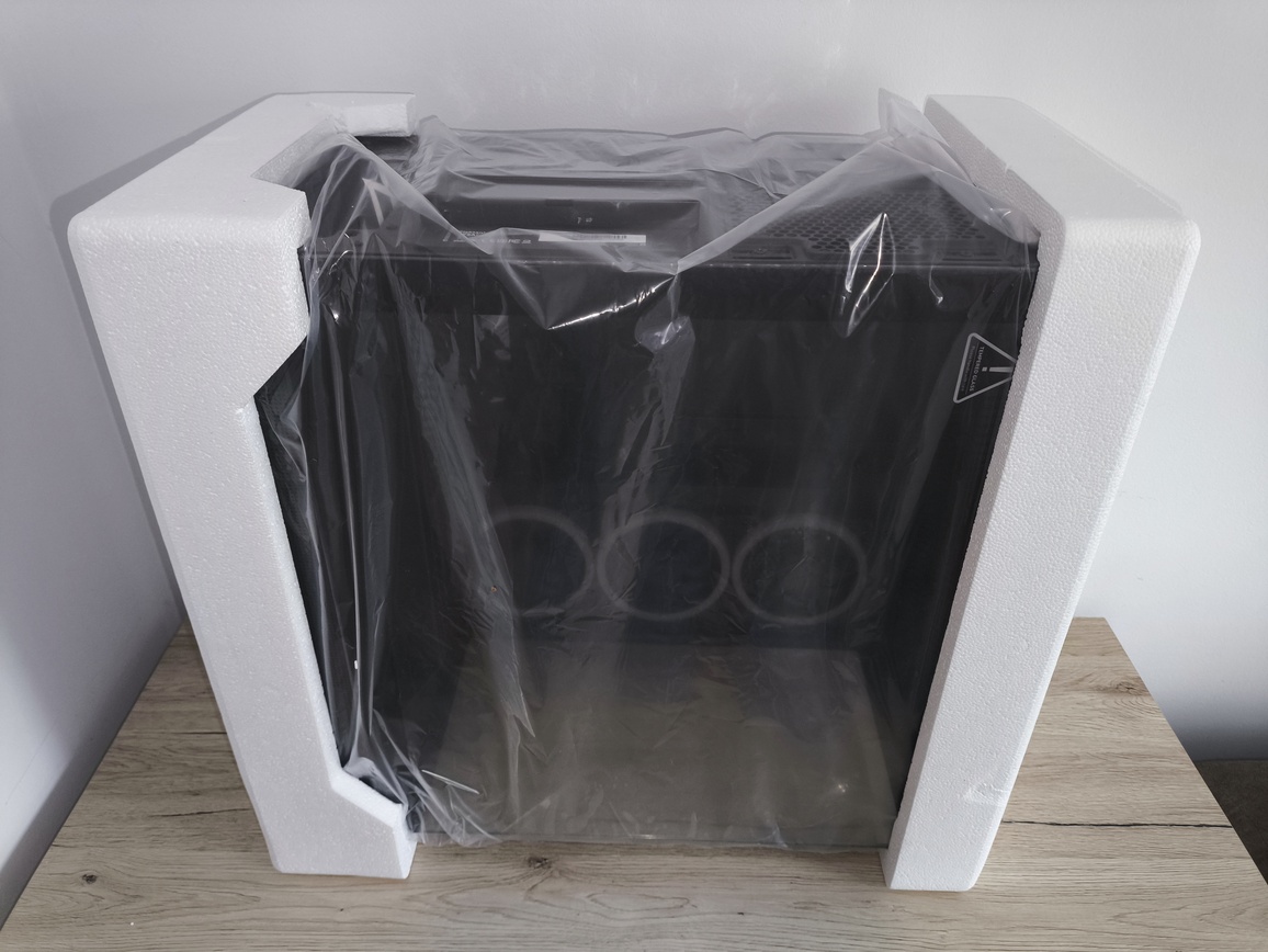 Endorfy Fishtank 6000 Corona - premierowy test obudowy. Endorfy goni konkurencję w ofercie skrzynek typu akwarium