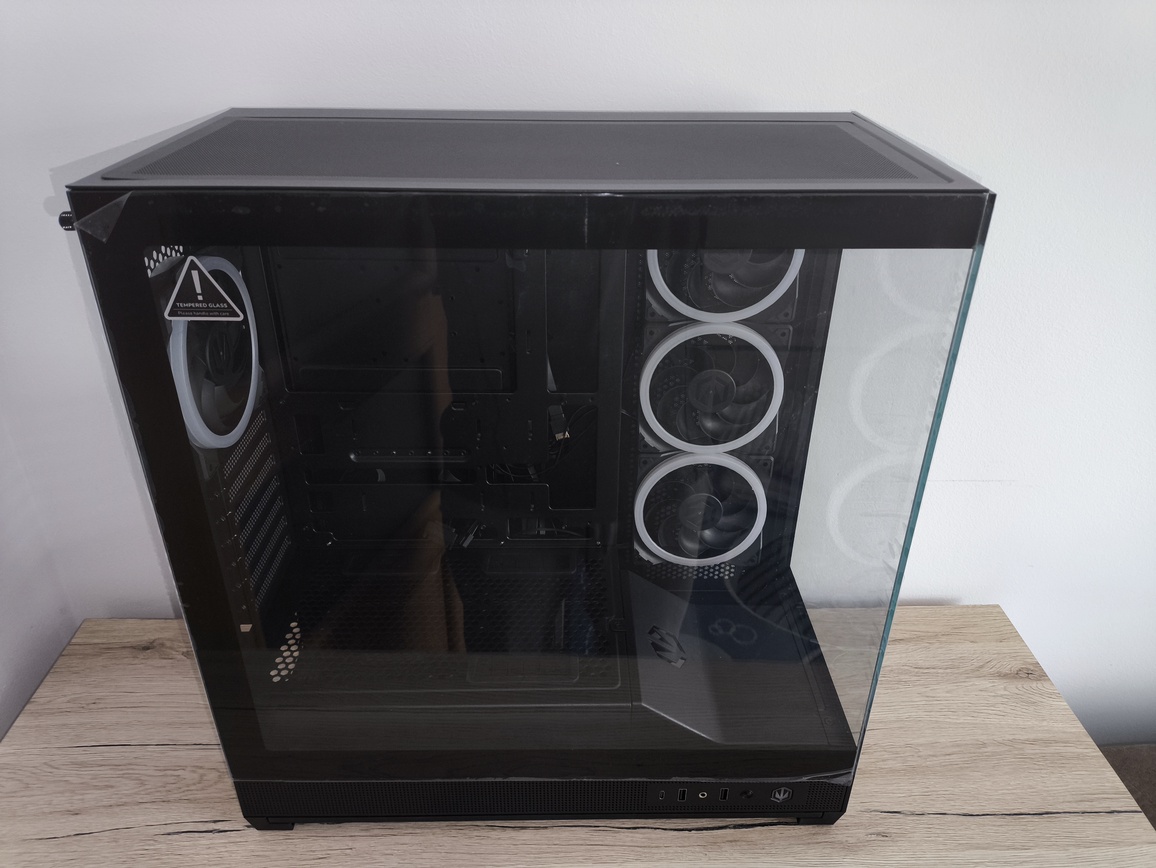 Endorfy Fishtank 6000 Corona - premierowy test obudowy. Endorfy goni konkurencję w ofercie skrzynek typu akwarium