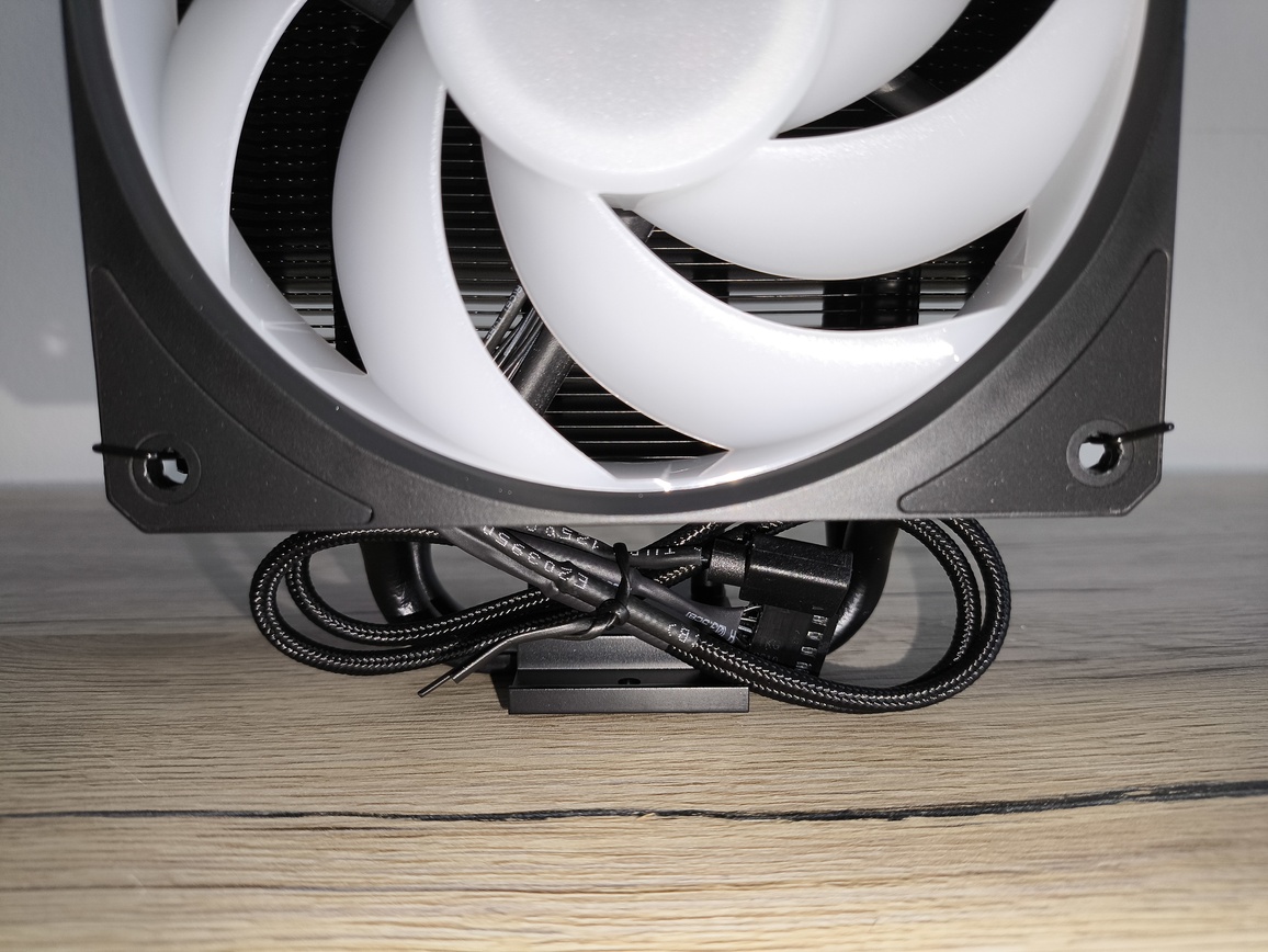 Cooler Master Hyper 212 3DHP Black / ARGB - test na wskroś budżetowego chłodzenia w dwóch wersjach