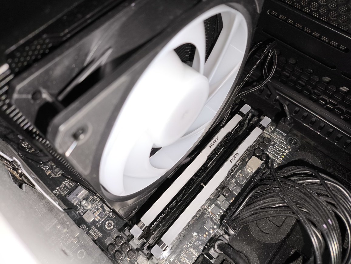 Cooler Master Hyper 212 3DHP Black / ARGB - test na wskroś budżetowego chłodzenia w dwóch wersjach