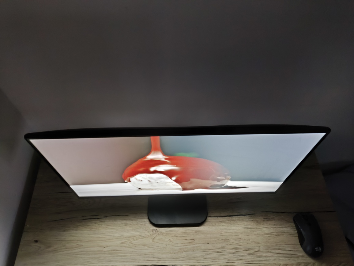 Philips 24E1N1100A - test niezwykle taniego monitora, o bardzo dobrej jakości matrycy. Wiele droższych monitorów może się w tej kwestii uczyć