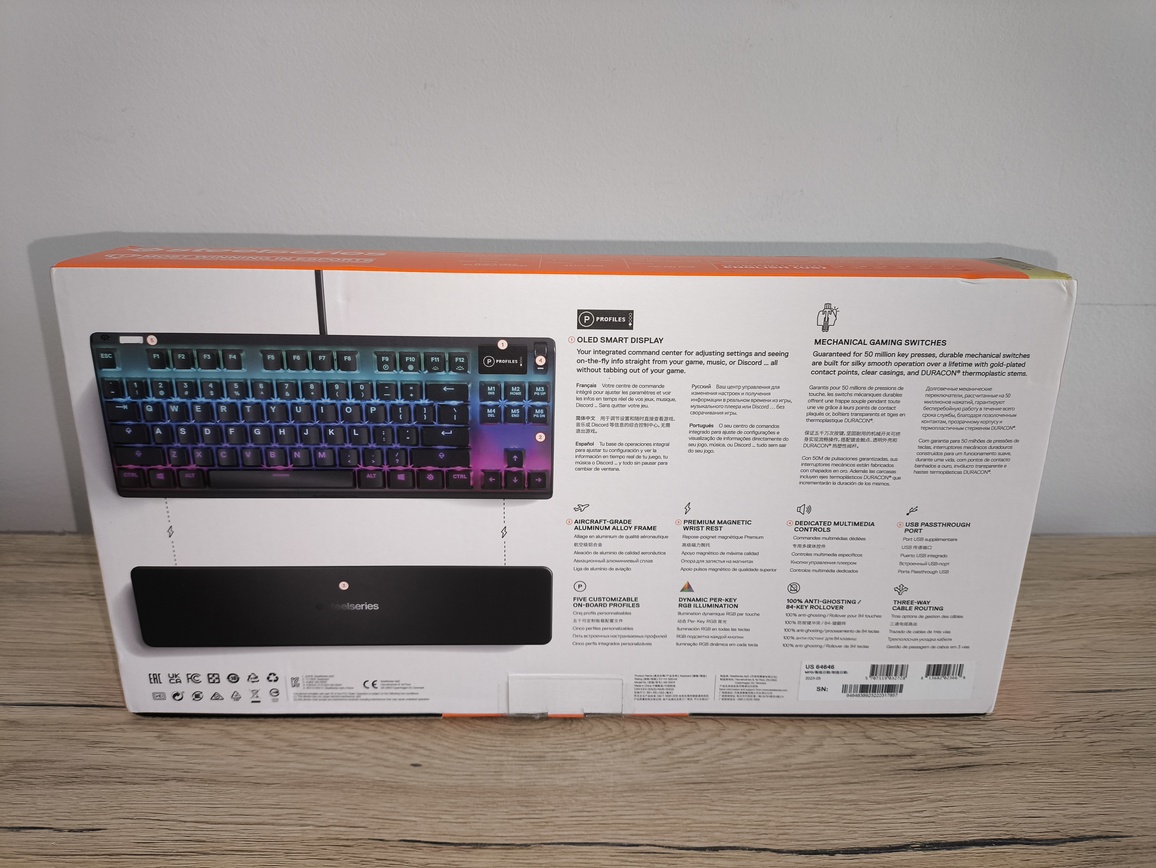 SteelSeries Apex 7 TKL - test. Stara ale wciąż jara. Jednak z kilkoma wadami