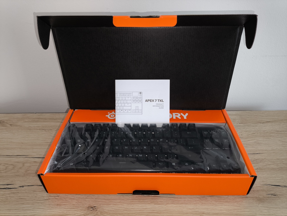 SteelSeries Apex 7 TKL - test. Stara ale wciąż jara. Jednak z kilkoma wadami