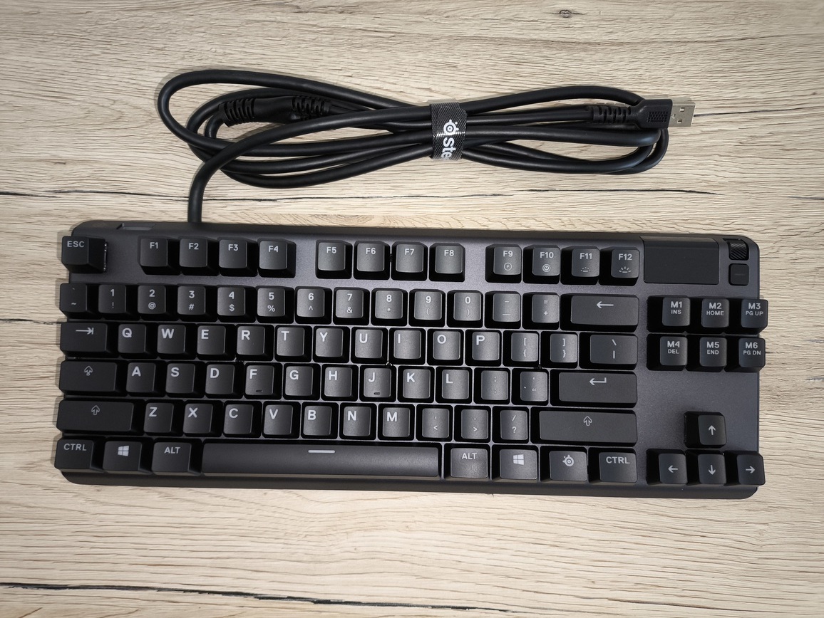 SteelSeries Apex 7 TKL - test. Stara ale wciąż jara. Jednak z kilkoma wadami