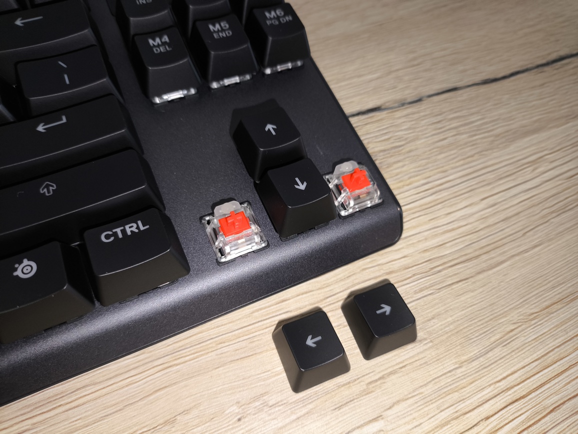 SteelSeries Apex 7 TKL - test. Stara ale wciąż jara. Jednak z kilkoma wadami