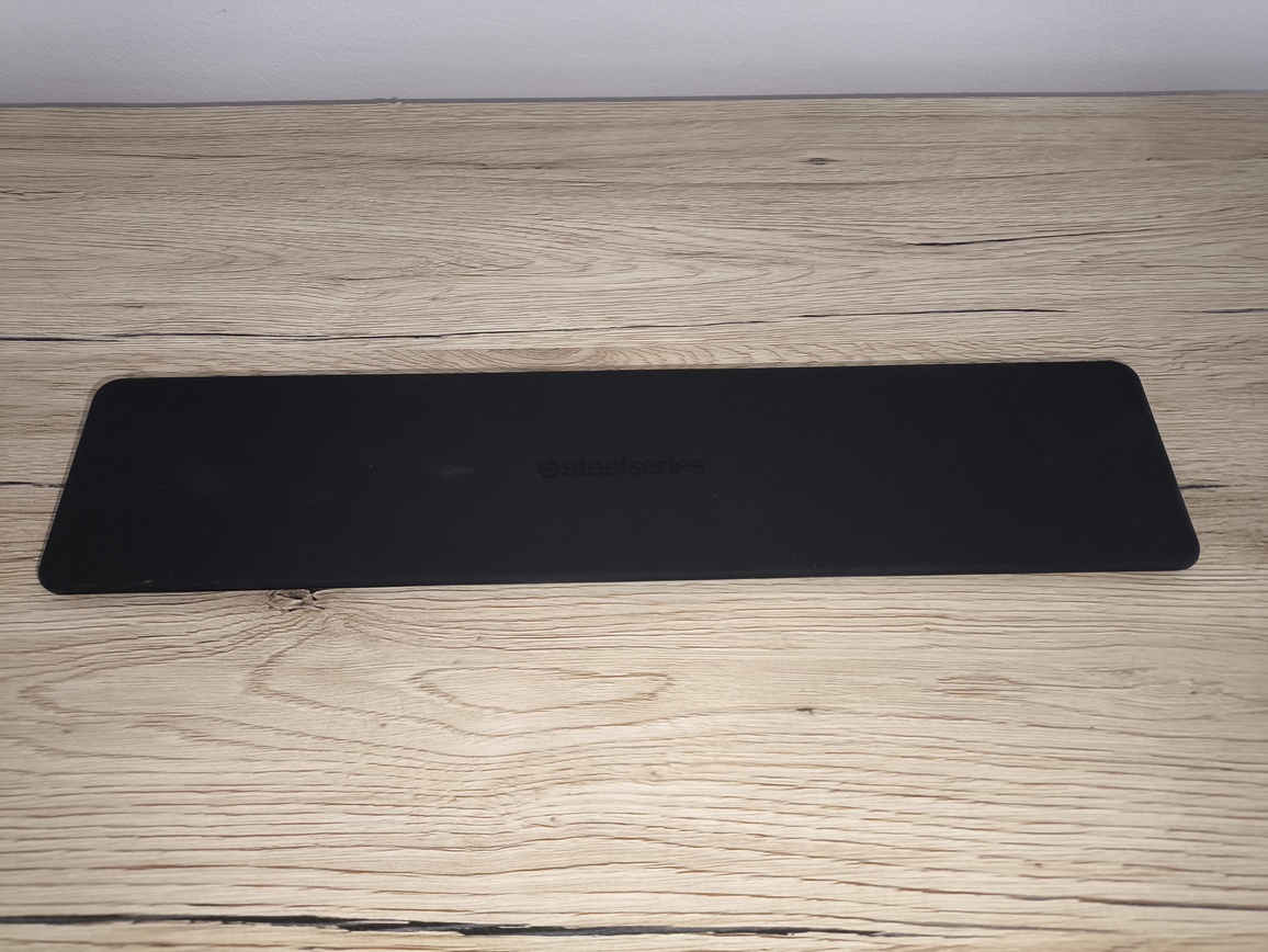 SteelSeries Apex 7 TKL - test. Stara ale wciąż jara. Jednak z kilkoma wadami