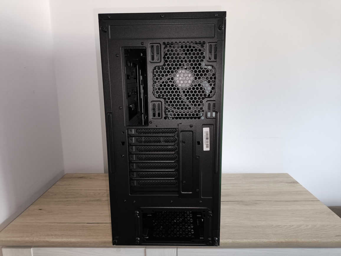 be quiet! Shadow Base 800 FX ARGB black - test obudowy. Choć ma kilka lat na karku, to nadal jest fajna
