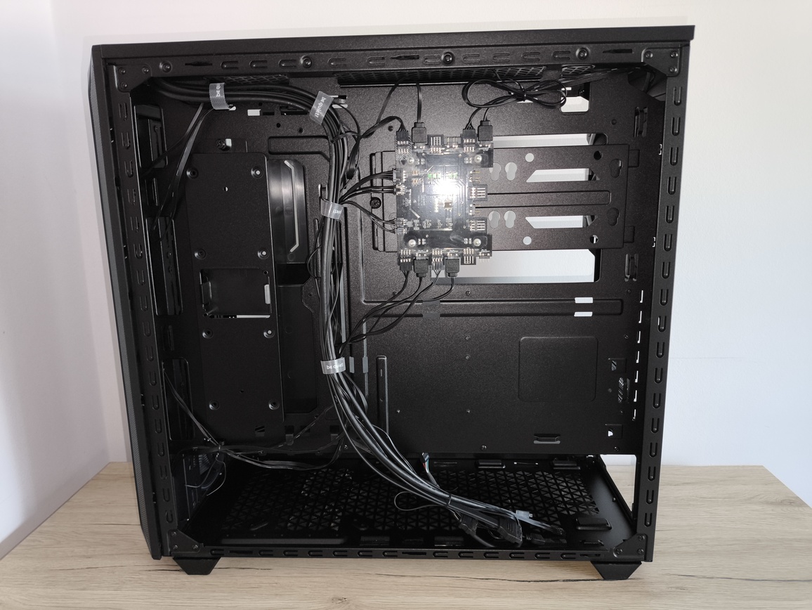 be quiet! Shadow Base 800 FX ARGB black - test obudowy. Choć ma kilka lat na karku, to nadal jest fajna