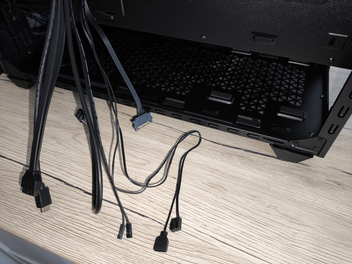 be quiet! Shadow Base 800 FX ARGB black - test obudowy. Choć ma kilka lat na karku, to nadal jest fajna