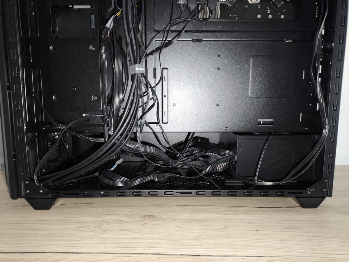 be quiet! Shadow Base 800 FX ARGB black - test obudowy. Choć ma kilka lat na karku, to nadal jest fajna