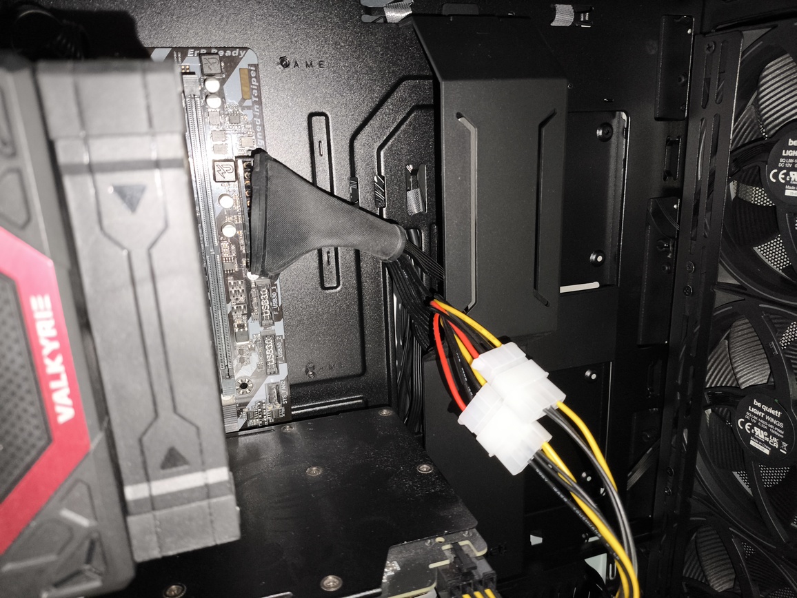 be quiet! Shadow Base 800 FX ARGB black - test obudowy. Choć ma kilka lat na karku, to nadal jest fajna