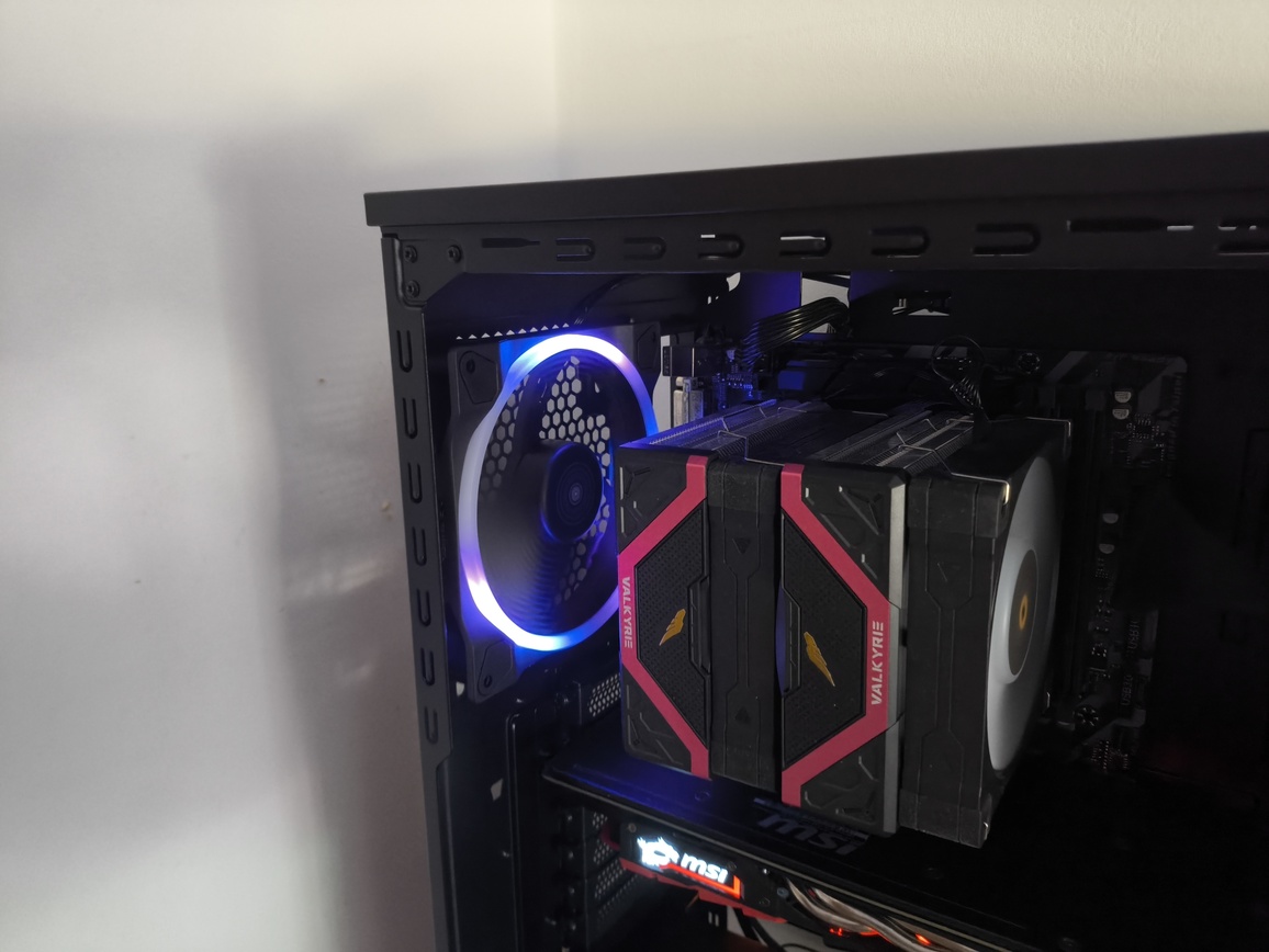 be quiet! Shadow Base 800 FX ARGB black - test obudowy. Choć ma kilka lat na karku, to nadal jest fajna