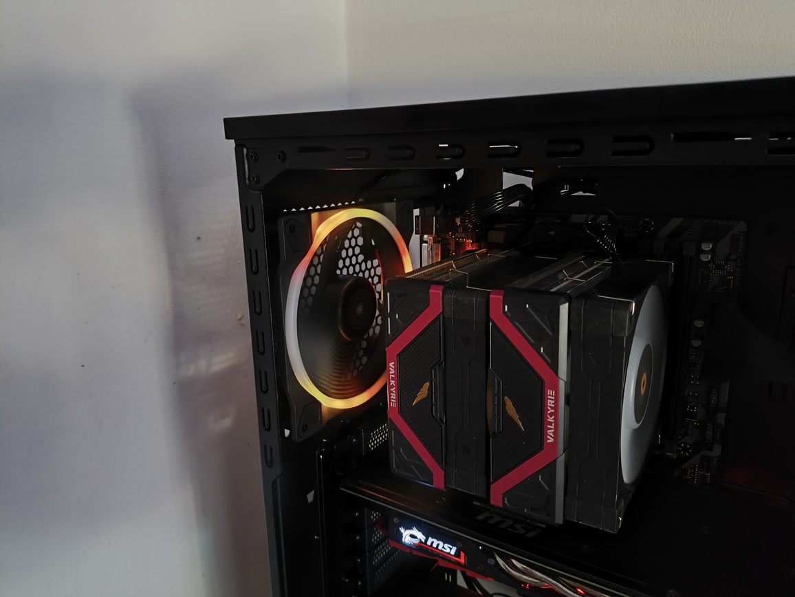 be quiet! Shadow Base 800 FX ARGB black - test obudowy. Choć ma kilka lat na karku, to nadal jest fajna