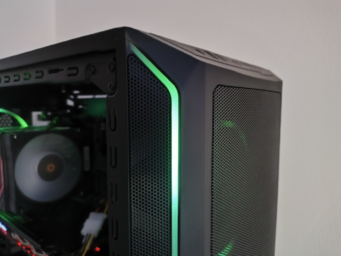be quiet! Shadow Base 800 FX ARGB black - test obudowy. Choć ma kilka lat na karku, to nadal jest fajna