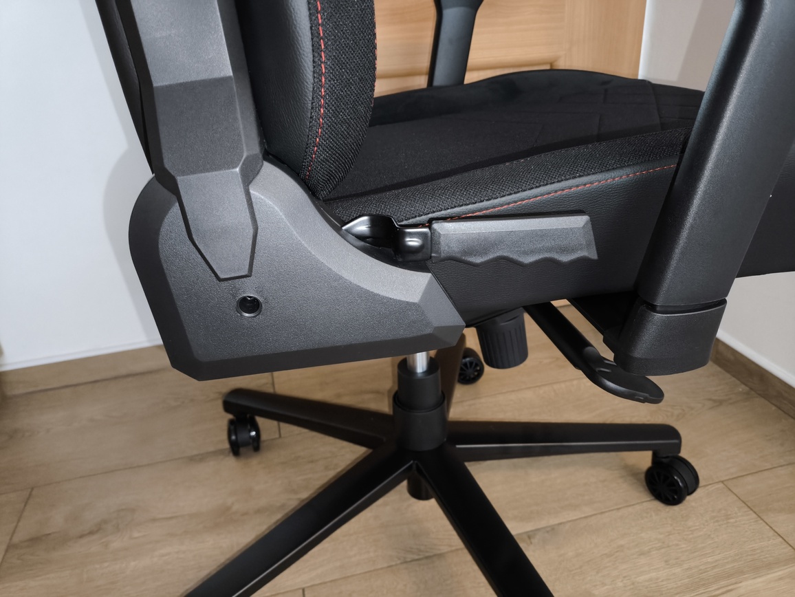 Genesis Nitro 890 G2 - recenzja fotela