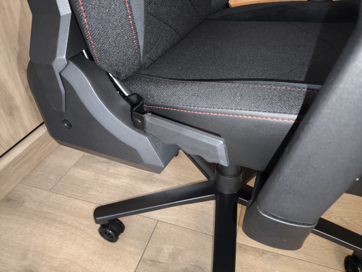 Genesis Nitro 890 G2 - recenzja fotela