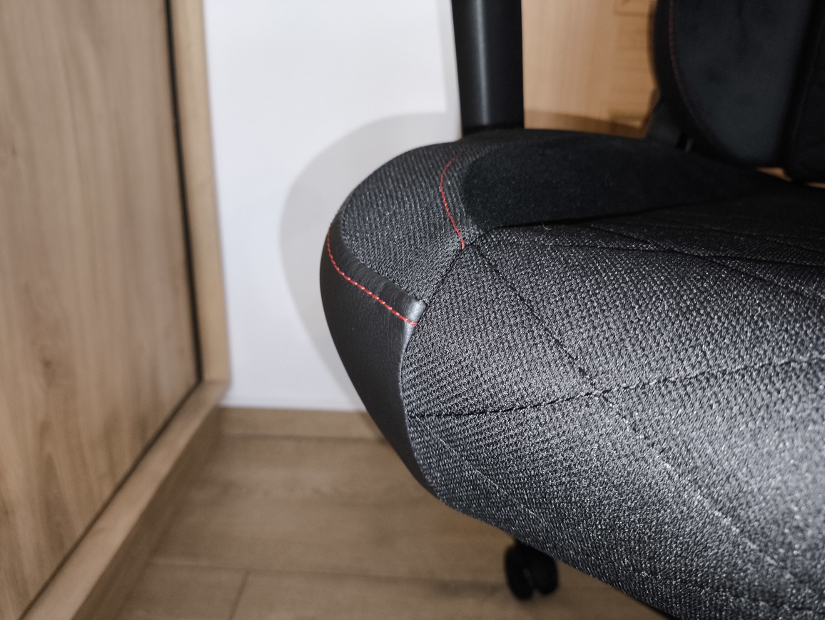 Genesis Nitro 890 G2 - recenzja fotela