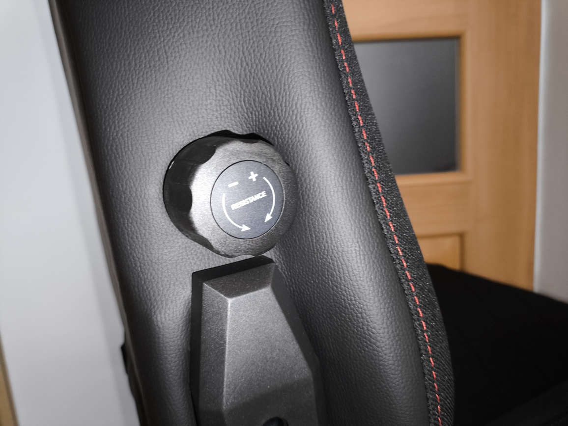 Genesis Nitro 890 G2 - recenzja fotela