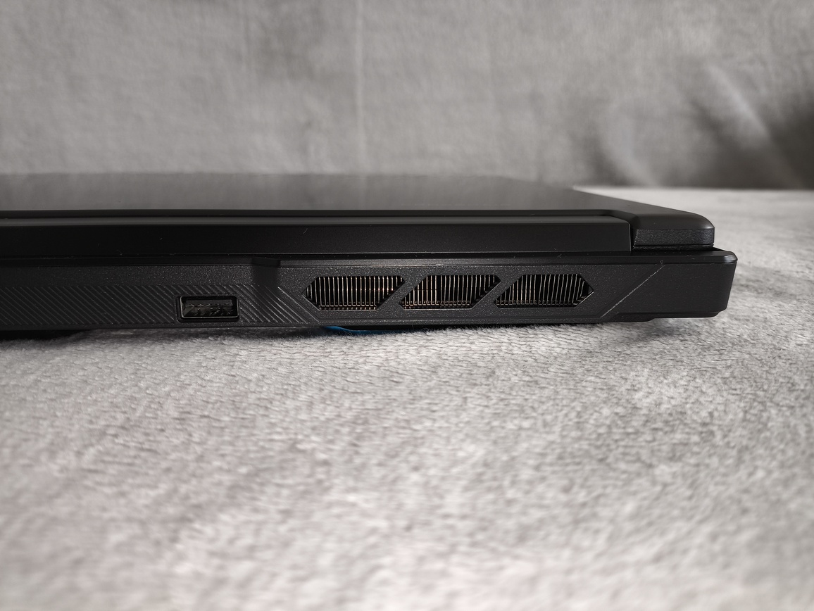 MSI Crosshair 16 HX E14W (Core i7-14650H + RTX 5060 115W) - test laptopa