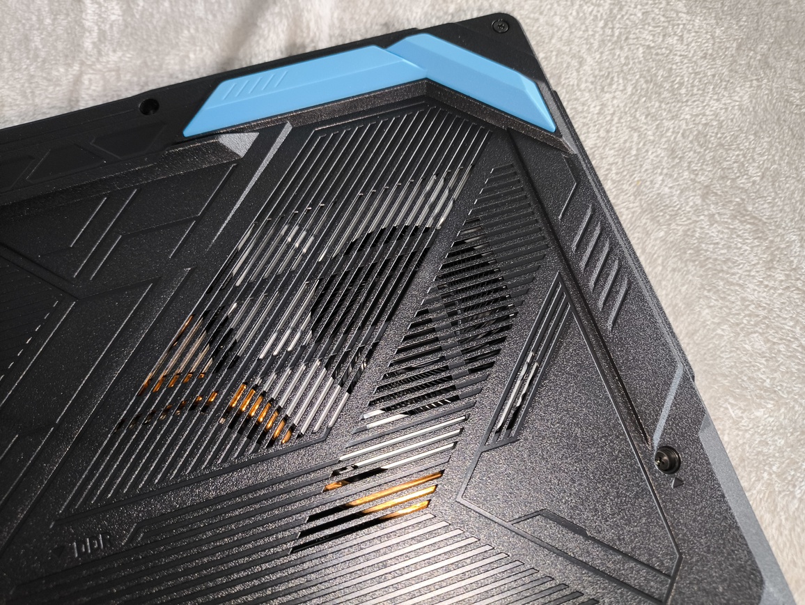 MSI Crosshair 16 HX E14W (Core i7-14650H + RTX 5060 115W) - test laptopa