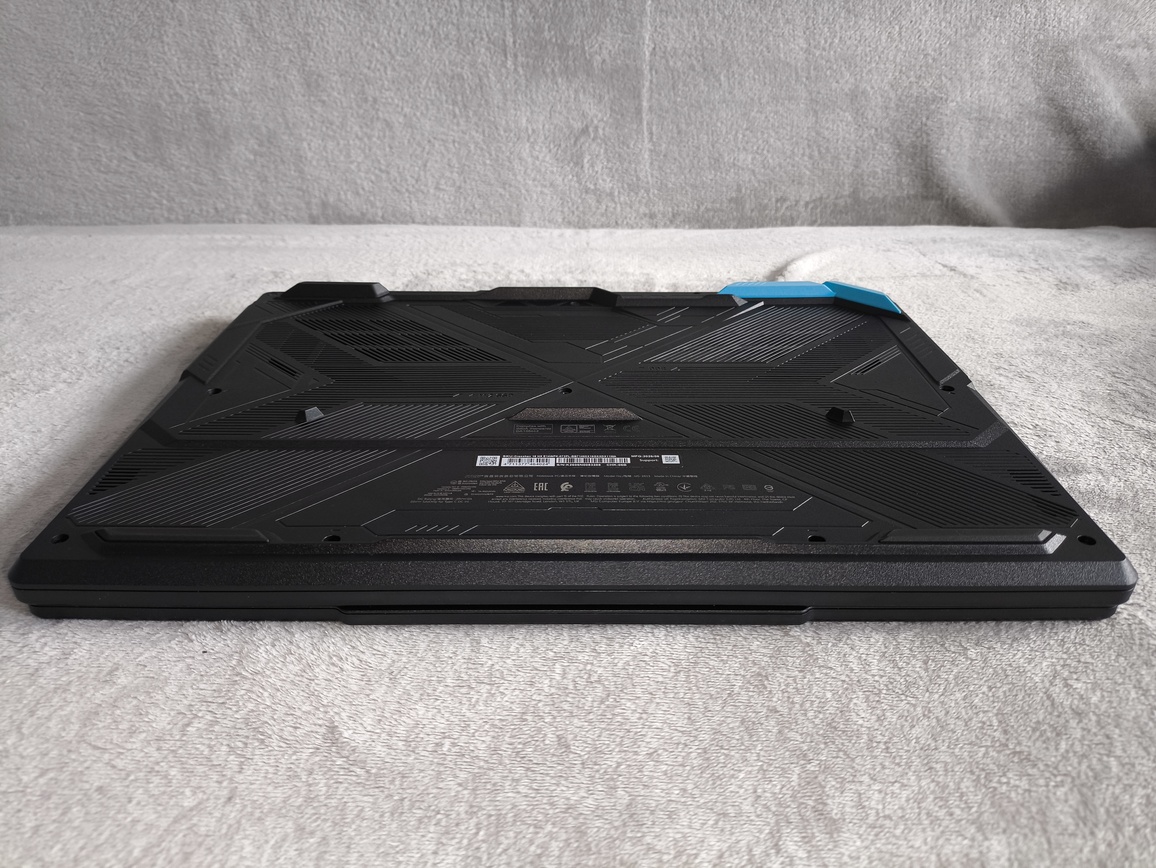 MSI Crosshair 16 HX E14W (Core i7-14650H + RTX 5060 115W) - test laptopa