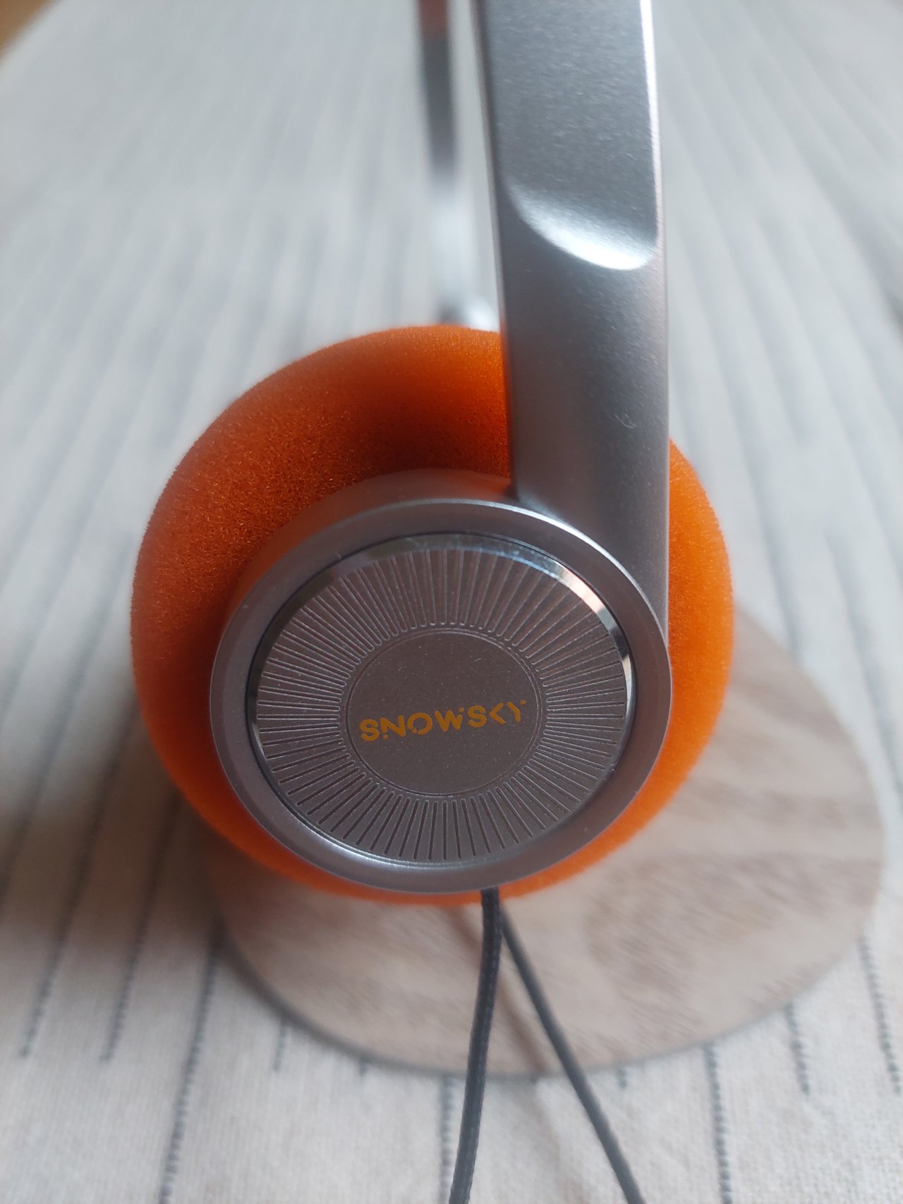 Słuchawki nauszne FiiO SNOWSKY WIND PRO. Retro, lekkie i nieźle brzmią!