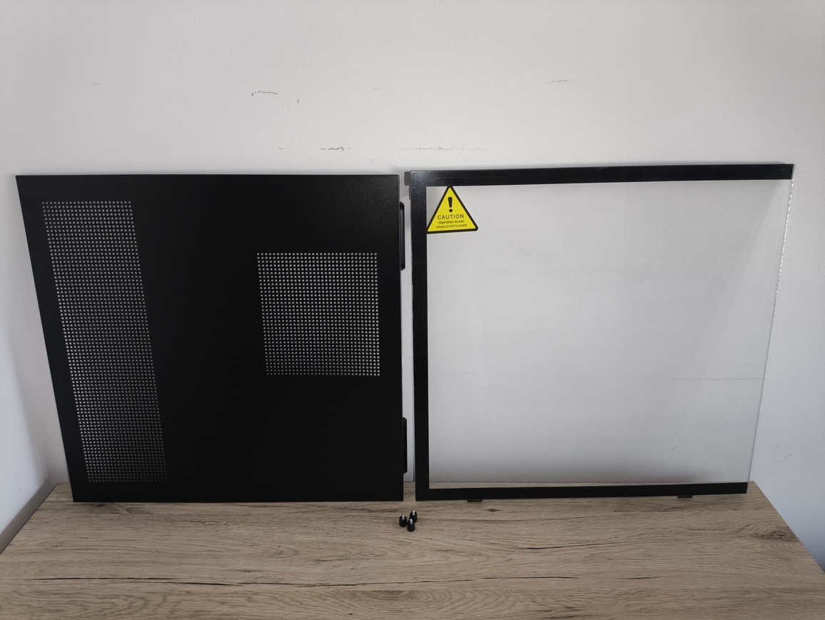 Krux Atron. Test taniej obudowy typu akwarium. Czy warto kupić szklaną obudowę PC?
