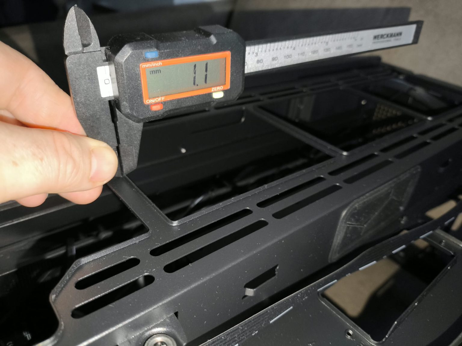 FSP / Fortron U500 - test bardzo minimalistycznej z wyglądu ale też bardzo pojemnej w środku obudowy Full Tower