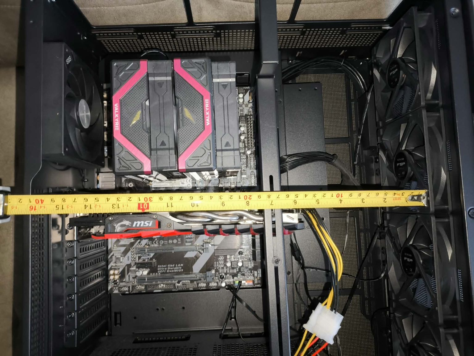 FSP / Fortron U500 - test bardzo minimalistycznej z wyglądu ale też bardzo pojemnej w środku obudowy Full Tower
