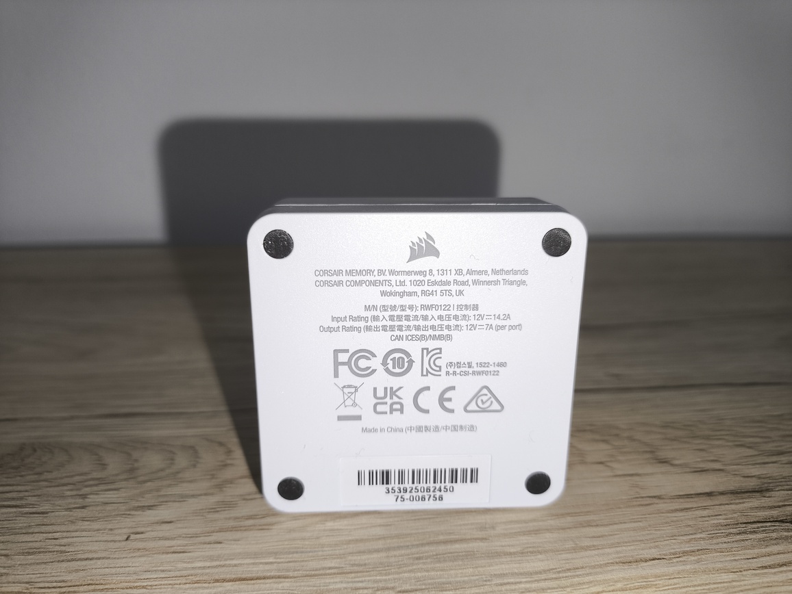 Corsair iCUE LINK TITAN 240 RX LCD - test absurdalnie drogiego chłodzenia AIO jak na rozmiar 240 mm, nawet mimo oferowanych funkcji dodatkowych
