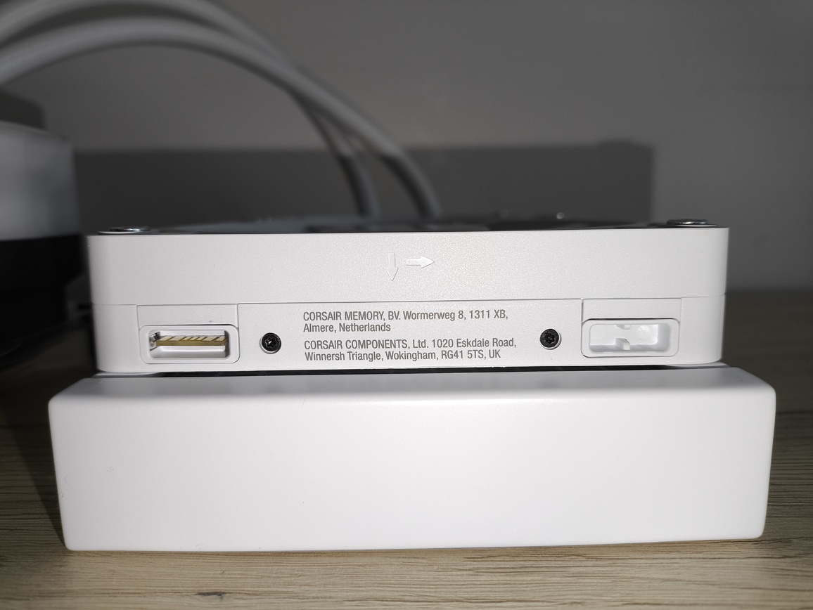 Corsair iCUE LINK TITAN 240 RX LCD - test absurdalnie drogiego chłodzenia AIO jak na rozmiar 240 mm, nawet mimo oferowanych funkcji dodatkowych