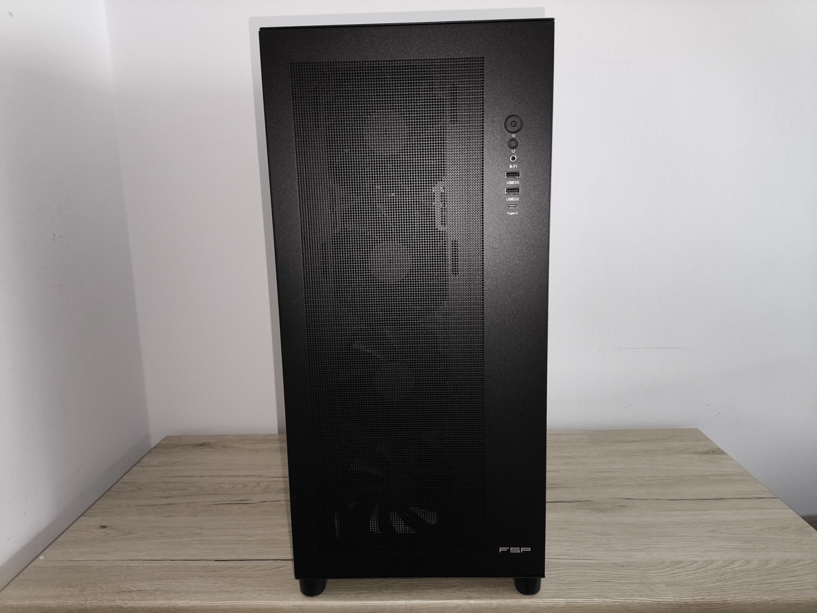 FSP / Fortron U500 - test bardzo minimalistycznej z wyglądu ale też bardzo pojemnej w środku obudowy Full Tower