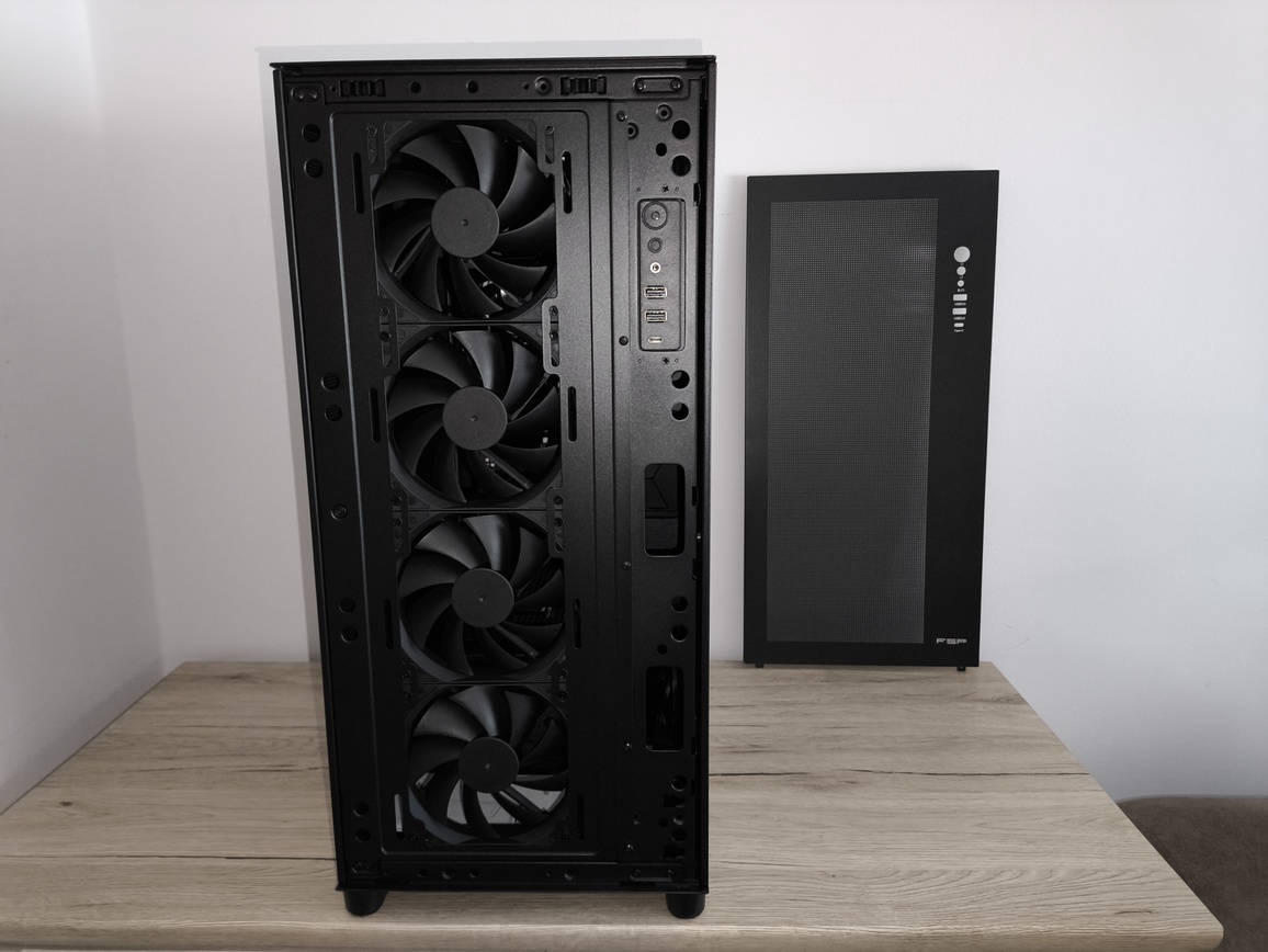 FSP / Fortron U500 - test bardzo minimalistycznej z wyglądu ale też bardzo pojemnej w środku obudowy Full Tower