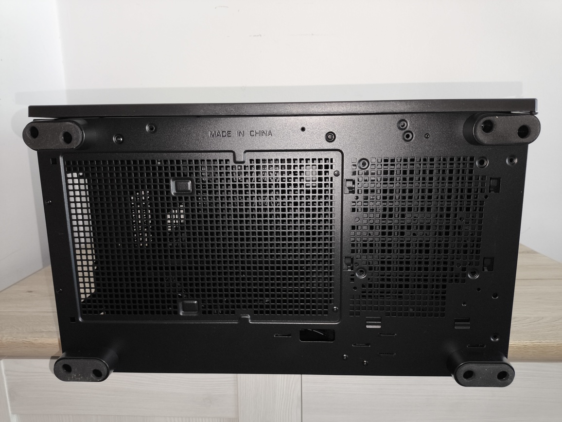FSP / Fortron U500 - test bardzo minimalistycznej z wyglądu ale też bardzo pojemnej w środku obudowy Full Tower
