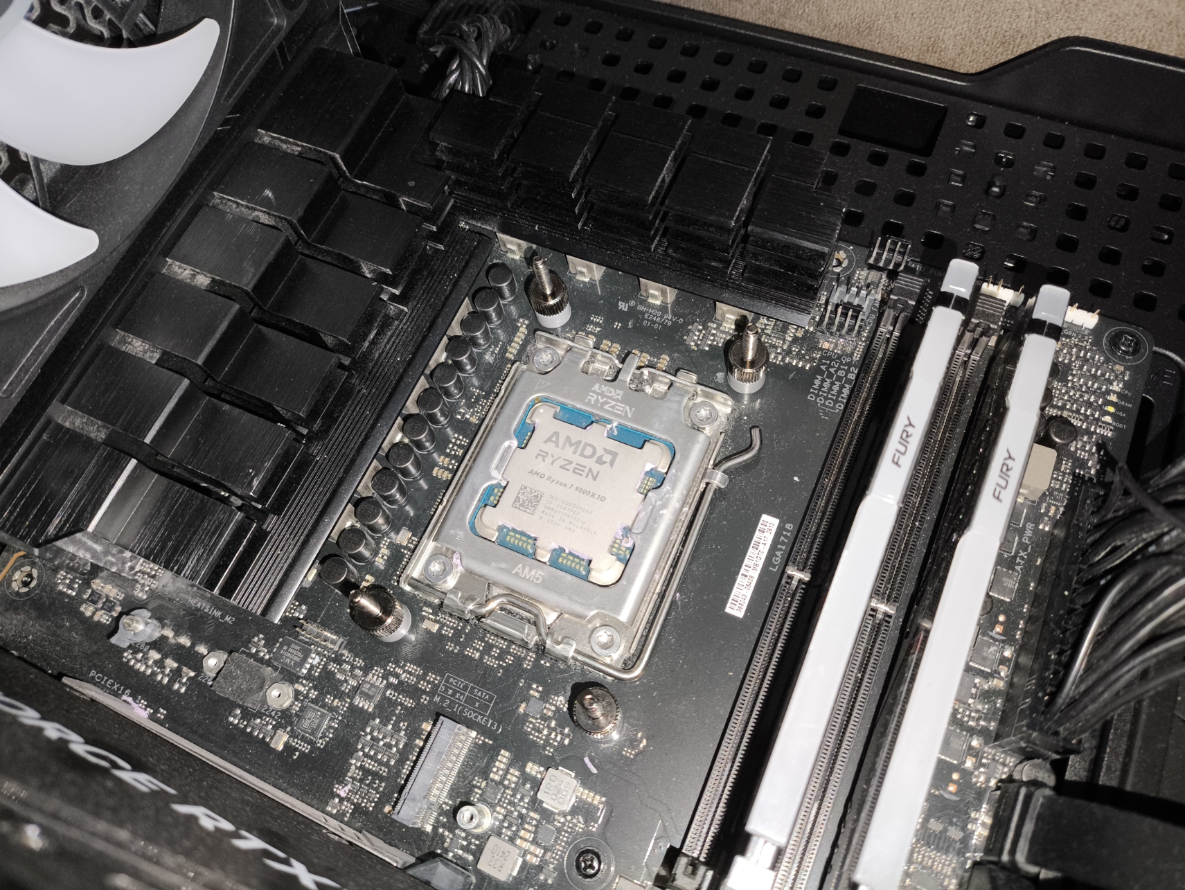 Enermax LIQMAXFLO 420 ARGB - test chłodzenia AiO. Liderem wydajności to on na pewno nie będzie, ale za to kulturą pracy zawstydzi wiele innych chłodzeń AiO