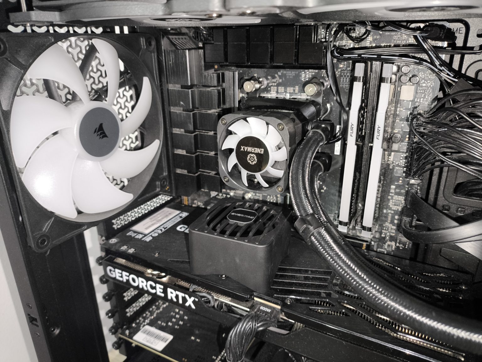 Enermax LIQMAXFLO 420 ARGB - test chłodzenia AiO. Liderem wydajności to on na pewno nie będzie, ale za to kulturą pracy zawstydzi wiele innych chłodzeń AiO