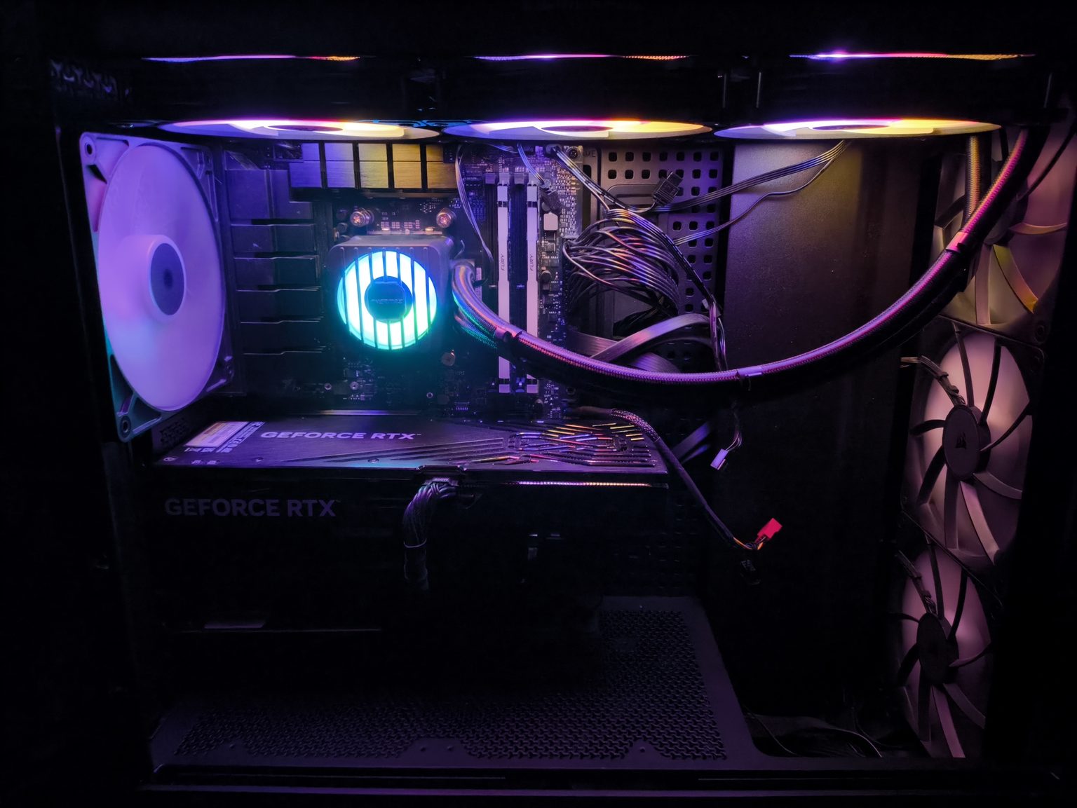 Enermax LIQMAXFLO 420 ARGB - test chłodzenia AiO. Liderem wydajności to on na pewno nie będzie, ale za to kulturą pracy zawstydzi wiele innych chłodzeń AiO